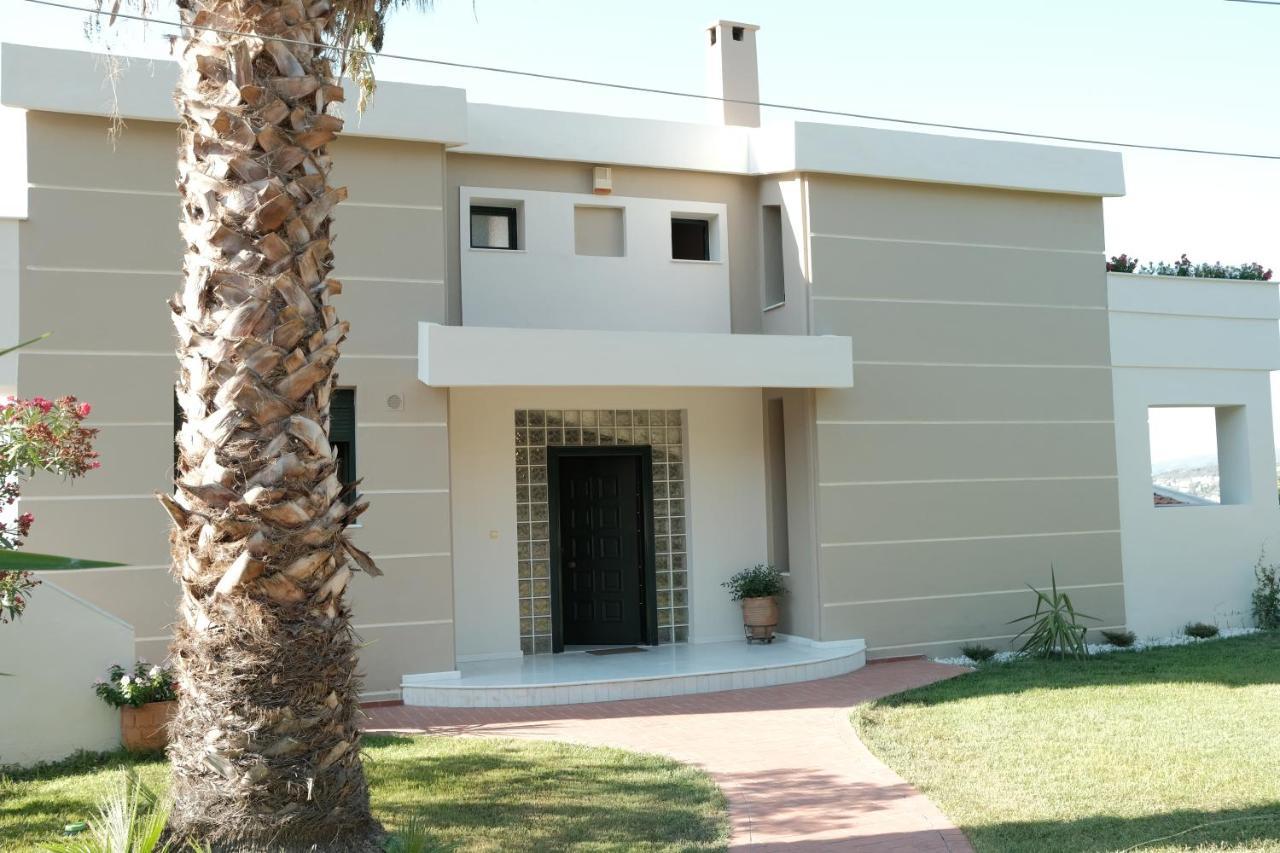 Crystal Bay Apartment Palaiontsiflikion Exterior photo